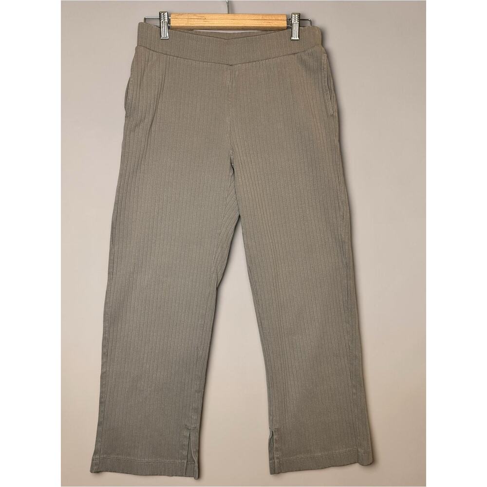 Uniqlo Ribbed Knit Top and Pant Set in Taupe Beige - Picture 8 of 11